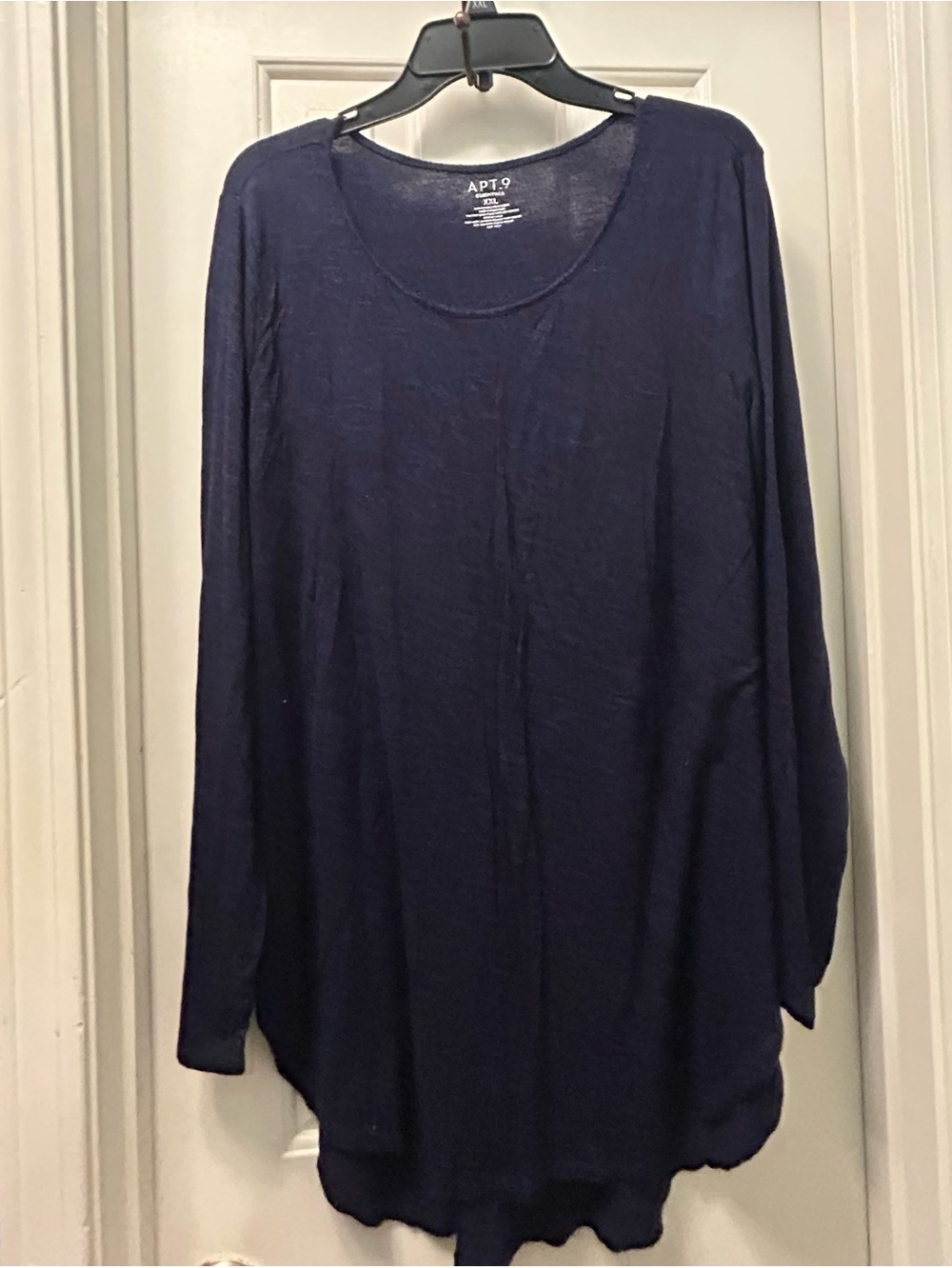 Apt. 9 Navy Long Sleeve Scoop Neck Top